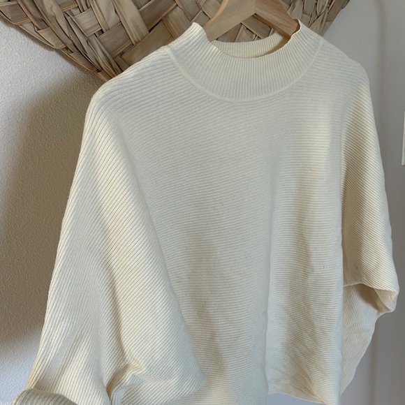 Francescas Ivory Sweater - Picture 3 of 4